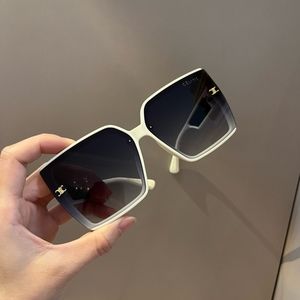 Meet your Posher, Sebtin